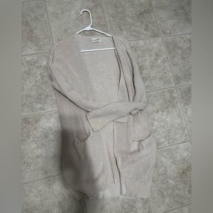 Universal Threads & Co Cardigan